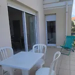 Nice 2 Room With Pool And Balcony In Frejus